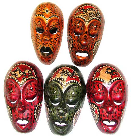 bali-masks-woodcarving03
